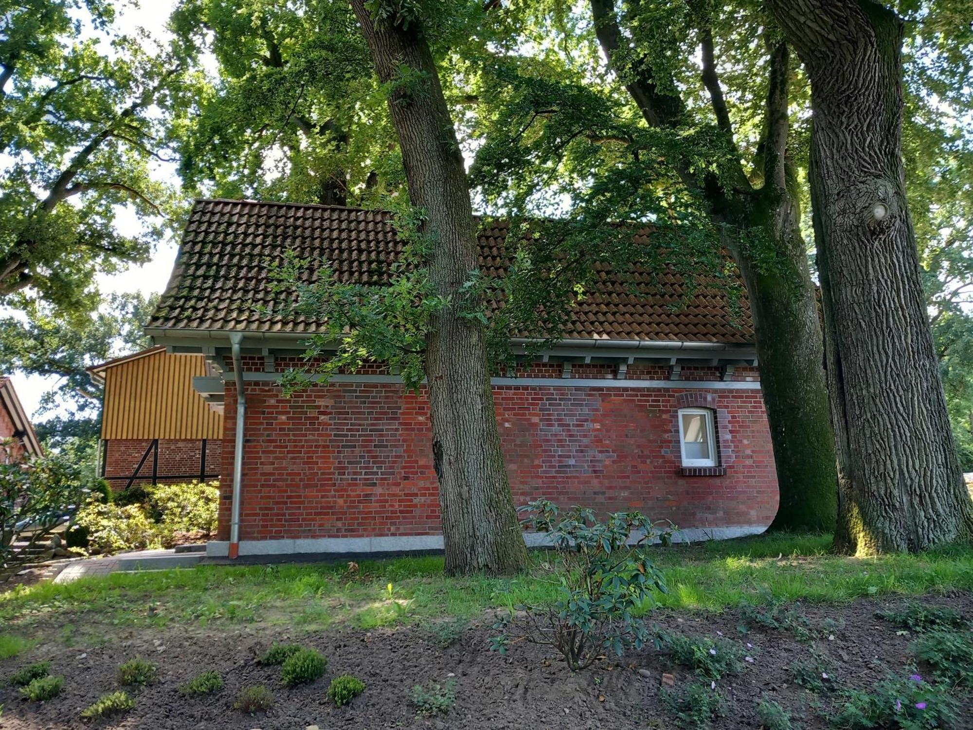 Ferienhaus Heidenest, E-Bike, Bettwaesche Und Handtuecher Zubuchbar Buchholz in der Nordheide Luaran gambar